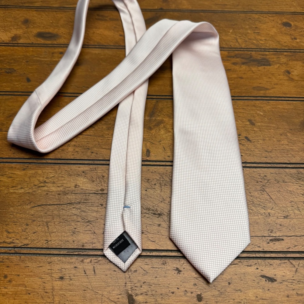 Puccini‎ Mens Light Pink Microfiber Textured Dress Tie Hand Made